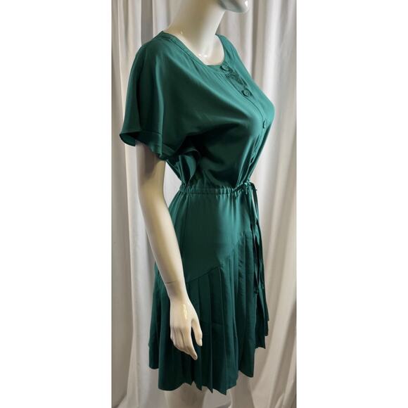 New York & Co Pleated Short Sleeves Dress,Green, Sz: M, 64-40 - Picture 2 of 16